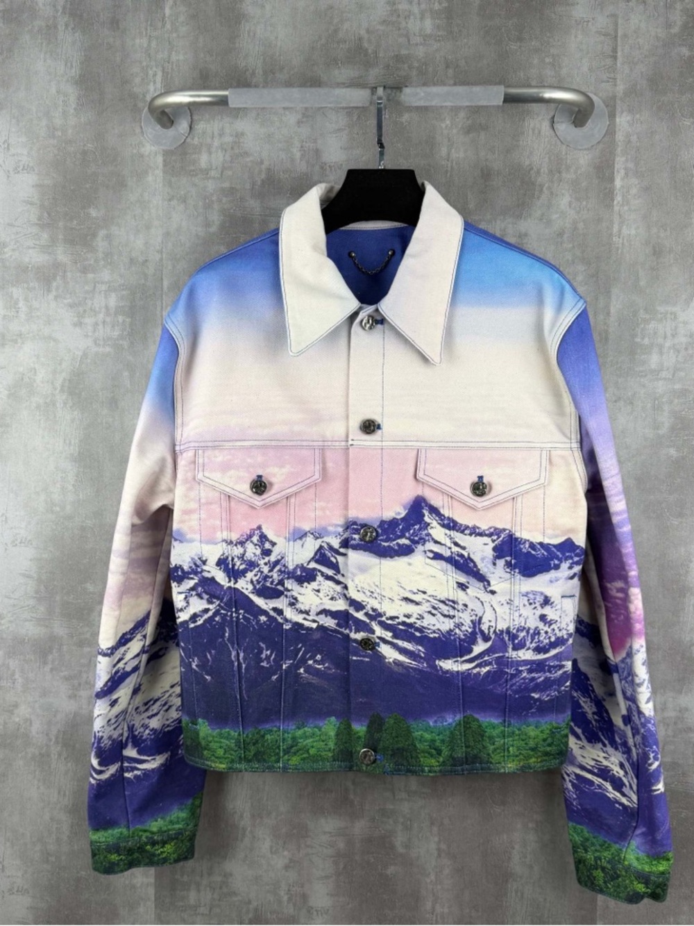 🚩stealLouis Vuitton Men's Mountain Print Shirt Jacket in Blue, Purple & Green